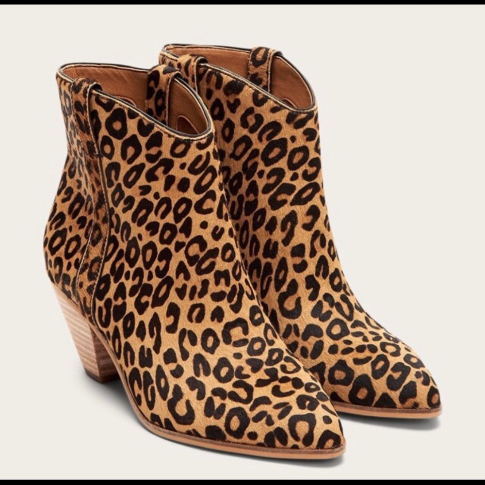 Frye and Co. Women Maley Pull Tab